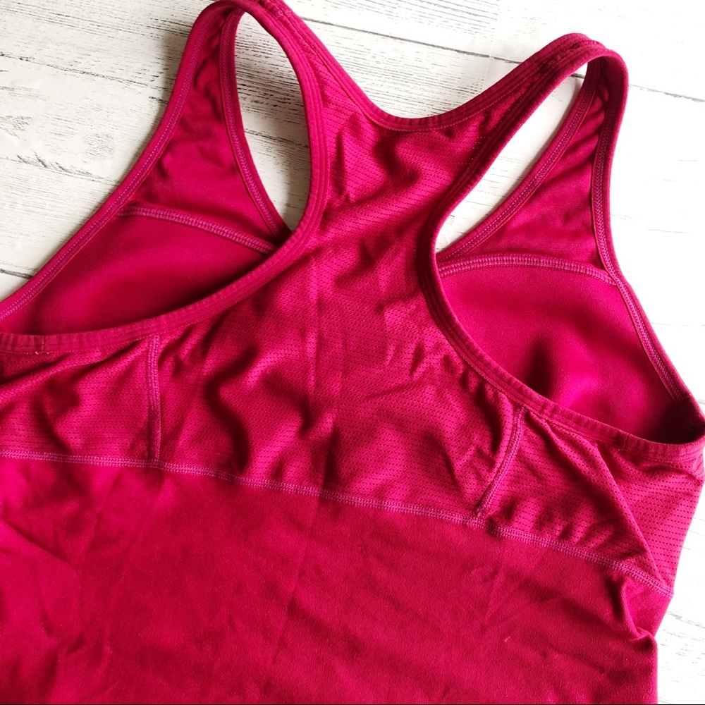 Nike Razorback Tank - Picture 6 of 6